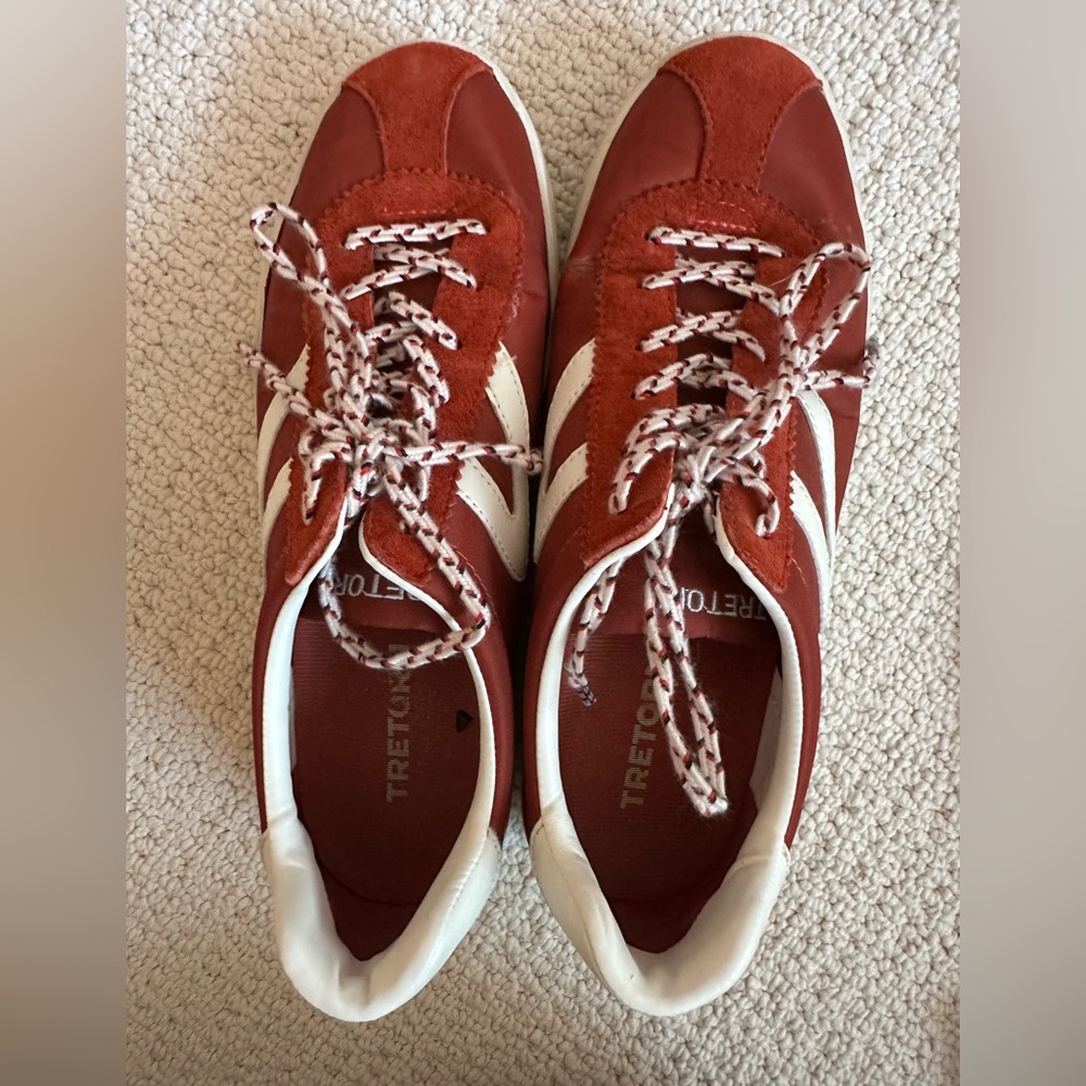 Tretorn sneakers. Size 8. Pretty fall rust color.